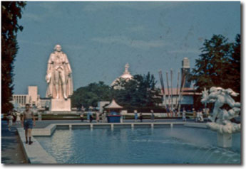 George Washington Statue & one of the Moods of Time Statues