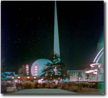 Trylon and Perisphere at night - Theme Center