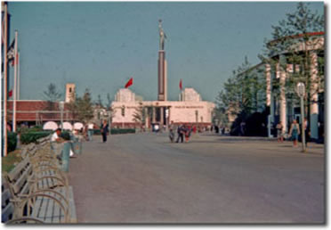 USSR, Washington, Belgium and Standard Brands pavilions