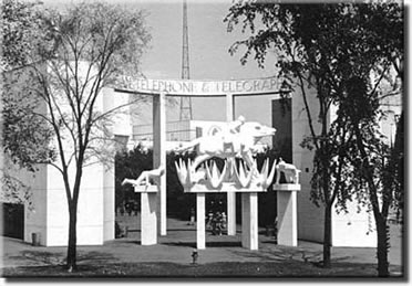 statue of a Pony Express Rider stood in the front of the AT & T pavilion