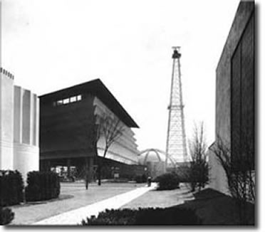 Petroleum Building at the 39 NY World's Fair